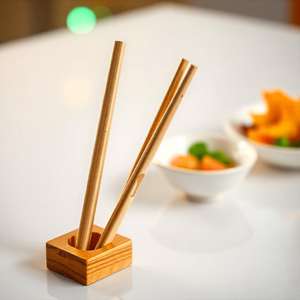 Baguettes en bambou naturelles légères fabriquées à la main ustensiles de salle à manger réutilisables pour sushi nouilles boulettes vaisselle de mariage - Product Image 5