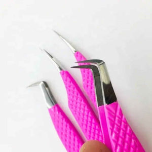 Juego de Pinzas para Extensión de Pestañas Profesionales de Acero Inoxidable de Alta Calidad, Antimagnéticas, de 10 mm de Longitud, con Punta Lisa y Mango Cómodo - Product Image 4