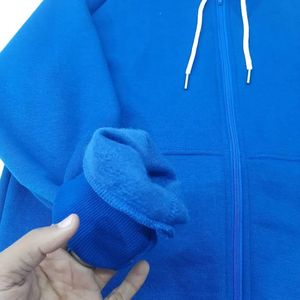 2024เสื้อฮู้ดของผู้ชายวัสดุเนื้อแข็งแบบสั่งทำสไตล์ใหม่พร้อมปกเสื้อฮู้ดและซิปสำหรับฤดูหนาว - Product Image 4