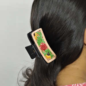 Pinza de Pelo Colorida con Diseño Floral, Accesorio de Moda para Mujer, Pinza de Cuero Genuino de Alta Calidad Hecha a Mano - Product Image 3