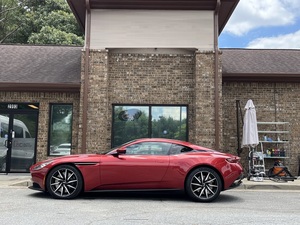 ข้อเสนอสุดพิเศษ! รถ Aston Martin DB11 V12 Coupe ปี 2017 ระบบขับเคลื่อนล้อหลัง พร้อมส่งมอบ - Product Image 3
