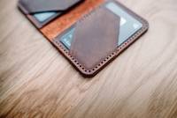 Echtes Leder Schlanke Taschen-ID-Kreditkartenbörse im Vintage-Stil Langlebig für Damen und Herren Anpassbare Farbe Logo Individuelles Branding