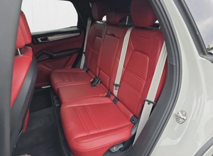 Usato 2023 P ORS CHE CAYE NNE platino EDITION 3.0L biturbo V6 motore benzina 434HP cambio automatico 5 posti - Product Image 3