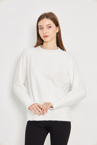 Suéter de punto extragrande suave peludo con cuello redondo para mujer - Product Image 2