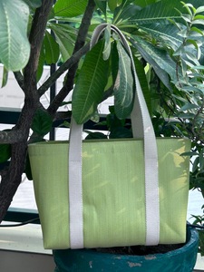 Sac à provisions réutilisable écologique de qualité supérieure en nylon recyclé personnalisable avec sangle en coton à fermeture ouverte pour un usage quotidien - Product Image 4