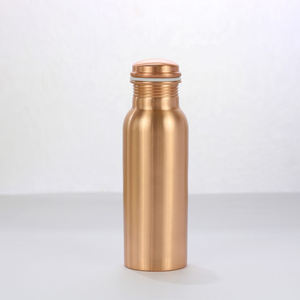 Botella de agua de cobre puro personalizada de 2L con tapa a prueba de fugas, calidad impresionante para el estilo deportivo de la oficina en casa - Product Image 2