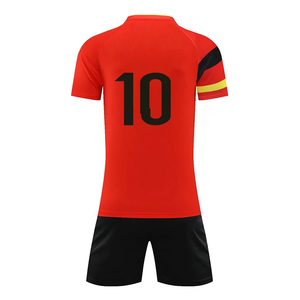 Uniforme de football personnalisé par sublimation, commande en gros, délai de production rapide, service OEM unisexe, fourniture 100% polyester respirant à séchage rapide - Product Image 6