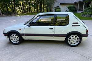 PEUGEOT 205 GTI 1990 D'OCCASION CÔTÉ GAUCHE/DROIT - Product Image 2