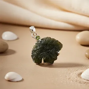Colgante de Plata 925 con Piedra Natural de Moldavita, Estilo Bohemia, Engaste Solitario, Unisex, para Uso Diario - Product Image 2