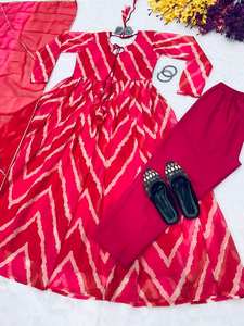 Hermoso vestido estampado de Laheriya con Duppata y Pent por mayorista Fabzone - Product Image 2