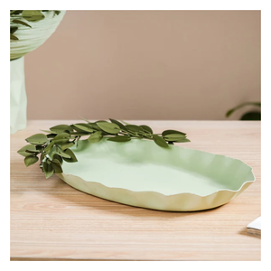 Plateau rectangulaire en métal unique Grand plateau décoratif pour la décoration de table élégante à la maison Style d'art moderne à des prix compétitifs en Inde - Product Image 5