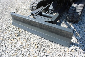 2025 E40 Venta caliente Mini excavadora Yanmar Motor Eaton Cilindro hidráulico Changchai Motor 1.2ton Bomba sobre orugas Engranaje de caja de cambios - Product Image 2