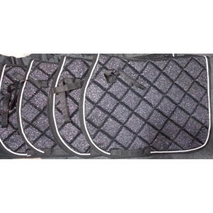 À VENDRE TAPIS DE SELLE DE DRESSAGE DE CHEVAL ET TAMPONS DE SAUT DE COULEUR NOIR EN DOLLAR 6 CARTES DE CRÉDIT TAILLE ACCEPTÉE PLEINE COB - Product Image 2