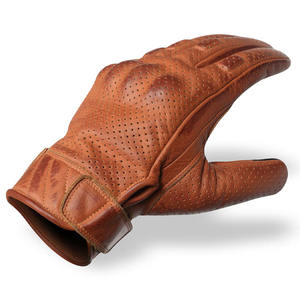 Guantes de Motocicleta de Invierno para Hombre, de Cuero Marrón Premium, con Acolchado de Gel en la Palma, Puntas de los Dedos Táctiles y Hebilla - Product Image 4