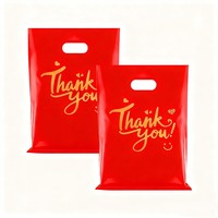 Sacs cadeaux en plastique personnalisés avec poignée et impression de logo en gravure pour utilisation en supermarché OEM ODM