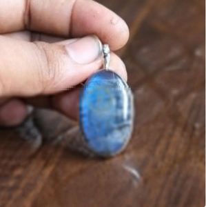 Pendentif en labradorite bleue naturelle, argent sterling 925, fait à la main, pendentif statement, pierre précieuse naturelle, style bohème - Product Image 1
