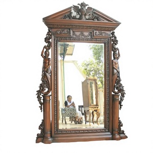 Miroir mural décoratif en bois contemporain avec détails de sculpture lourds - Miroirs Alexy faits à la main et durables - Product Image 1