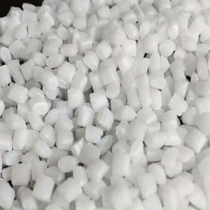 Botellas de leche de color natural HDPE recicladas y trituradas - Product Image 2