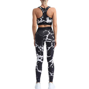 Transpirable y cómodo de dos piezas de poliéster para mujer, ropa de Yoga para Fitness, conjunto de Yoga para mujer - Product Image 3