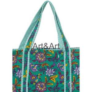 Sac fourre-tout matelassé à imprimé en blocs pour femme, style bohème vintage, fait main, sac à bandoulière, grand sac de voyage floral, cadeau pour demoiselle d'honneur - Product Image 3