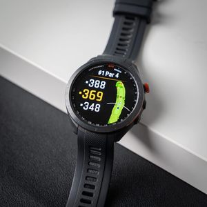 Orologio GPS da Golf con approccio S70 (nero, 47mm) | Smartwatch Premium con Display AMOLED, caddy virtuale e distanza simile a un gioco - Product Image 6