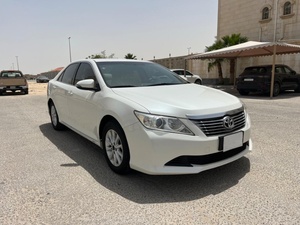 รถยนต์มือสอง ปี 2015 รุ่น AURION XLE Hybrid AWD Sedan เบาะหนัง ระบบควบคุมความเร็วอัตโนมัติ ACC เกียร์อัตโนมัติ กล้อง 360 องศา พวงมาลัยซ้าย - Product Image 2