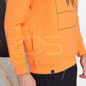 Elegante sudadera de hombre con diseño gráfico impreso Casual Loose Fit Warm Pullover para uso diario - Product Image 6