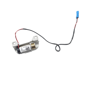 MOTOR DE VIBRACIÓN DEL VOLANTE MERCEDES Clase A (W176) A0999064100 OM 651.930 Diésel 2200 (12>18) - Product Image 6