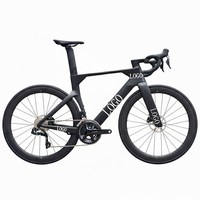 Vélo de course sur route en fibre de carbone 700C 24 vitesses avec frein à disque hydraulique Shimano 105 Di2 et passage interne des câbles