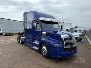 Heavy Duty 2024 Westerns Star 57X Sleeper Semi Truck - 72" Raised Roof Sleeper Truck For Sale - Product Image 2