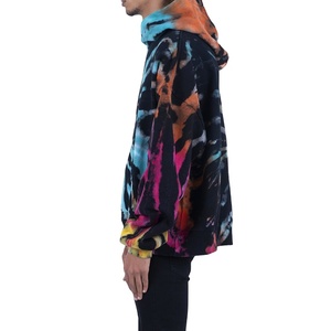 Sweat à capuche oversize pour homme en coton 100% imprimé numérique à effet tie-dye inversé et brodé, hiver 2026 - Product Image 6