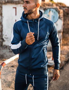 2023 EU taille hommes hiver survêtement ensembles Logo personnalisé couleur unie revers manches courtes joggeurs costumes une pièce vêtements - Product Image 2