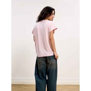 T-shirt décontracté en coton modal Lenzing, style urbain, doux et respirant, en bambou premium personnalisé pour femmes - Product Image 4