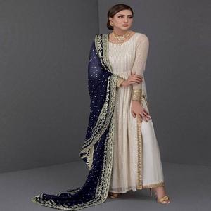 Evergreen Design Dernière Tenue Vêtements Ethniques Attrayant Faux Georgette Kurti Pant & Dupatta Broderie Lourde Paillettes Travail - Product Image 1