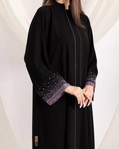 Thobe / Thawb de Seda Negra, Abaya Maxi Abierta con Cuentas Bordadas, Ropa Tradicional Musulmana para Mujer, Transpirable, Dobladillo Asimétrico - Product Image 4