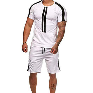 Tenue de sport à logo personnalisé pour homme, t-shirt et short de couleur unie 100% coton, imprimé et respirant pour l'été - Product Image 2
