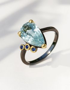 Bague audacieuse en aquamarine certifiée IGI, bijoux de mariage conçus pour un style audacieux et élégant, inspirés de l'océan, luxe classique - Product Image 3