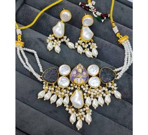 Hermoso diseño Vintage para mujer, conjunto de pendientes multicolor, calidad Premium, nueva moda, ropa de compromiso para boda, chapado en oro - Product Image 1