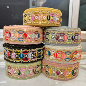 ผ้าลูกไม้ปักลายผ้าทูลล์คอตตอนคุณภาพพรีเมียม เป็นมิตรกับสิ่งแวดล้อม สำหรับงานสิ่งทอภายในบ้าน กระเป๋า รองเท้า เสื้อผ้าดีไซเนอร์ ผ้าปักสีตามสั่ง - Product Image 1