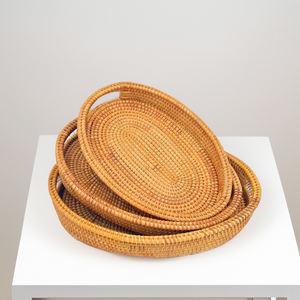 Venta al por mayor de bandejas redondas de bambú de Vietnam hechas a mano respetuosas con el medio ambiente bandeja ovalada con borde de ratán para la decoración del hogar-SR2088 - Product Image 2