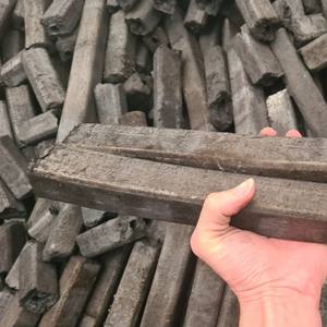 Briquettes de charbon de bois de sciure de bois de biomasse à bas prix parfaites pour les grils de barbecue - Product Image 2