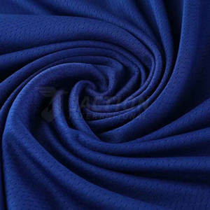 Ensemble d'uniformes de basket-ball pour jeunes personnalisés de haute qualité Derniers vêtements de sport respirants pour les activités de plein air - Product Image 5