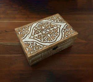 Caja de Joyería de Madera y Resina Azul Océano y Blanco con Remolinos, Hecha a Mano, Organizador Rectangular de Almacenamiento para Anillos y Collares - Product Image 1