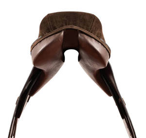 Selle de dressage anglaise de qualité supérieure, selle de polo western, arbre en bois, cuir personnalisable, durable, SURGIGYNE International - Product Image 6