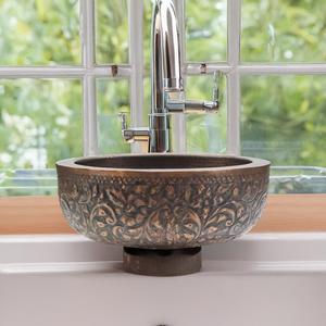 Lavabo de salle de bain en cuivre martelé fait à la main, finition antique, lavabo rond pour hôtels de luxe et maisons historiques, OEM. - Product Image 2