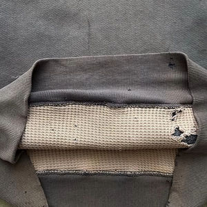 Sweat à capuche surdimensionné lavé à l'acide pour hommes personnalisé Boxy Zipper Distressed Print 100% Heavyweight Cotton Zip-up Style décontracté pour l'hiver - Product Image 5