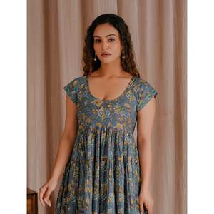 ชุดเดรสผ้าฝ้ายมัลมัลสีเทาพิมพ์ลายบล็อกด้วยมือ สไตล์โบโฮ ไซส์เดียว XS ระบายอากาศได้ดี ดีไซน์สั่งทำได้ ชุดลำลอง ชุดออกงานไซส์พลัส ผ้าธรรมชาติ - Product Image 1