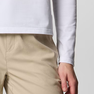 Sweat-shirt uni pour femmes avec prix d'usine pour les acheteurs en gros, service OEM avec manches longues / cordons de serrage ajustables pour la capuche - Product Image 4