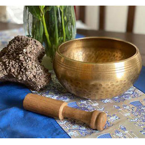 Venta caliente Nueva llegada Metal Latón Sonido Cuenco Mejor Calidad Martillado Diseño Meditación Yoga Terapia Canto Personalizado - Product Image 5