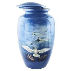 Venta al por mayor precio bajo diseño clásico metal cremación urnas para adultos artesanías indias cenizas urnas para humanos de la India - Product Image 6